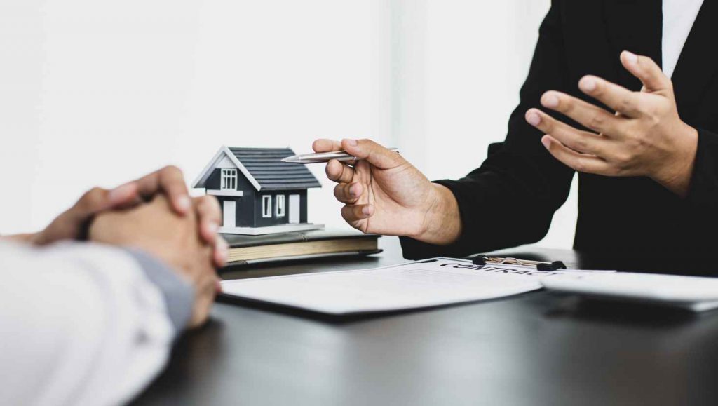 Real Estate Lawyer